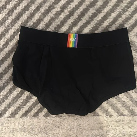 LVW Pride Trunk, Black, Medium - Picture 3 of 3